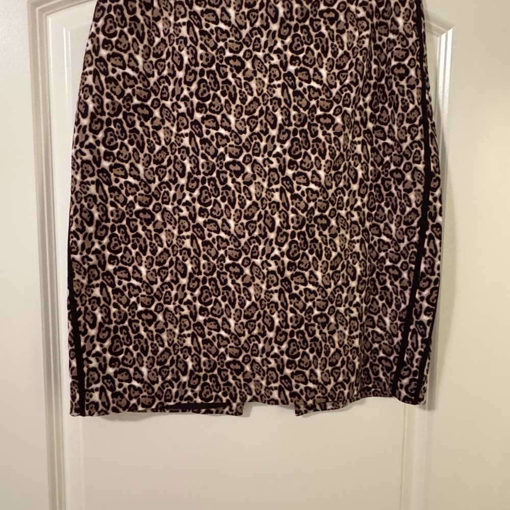 White House Black Market Animal Print Pencil Skirt